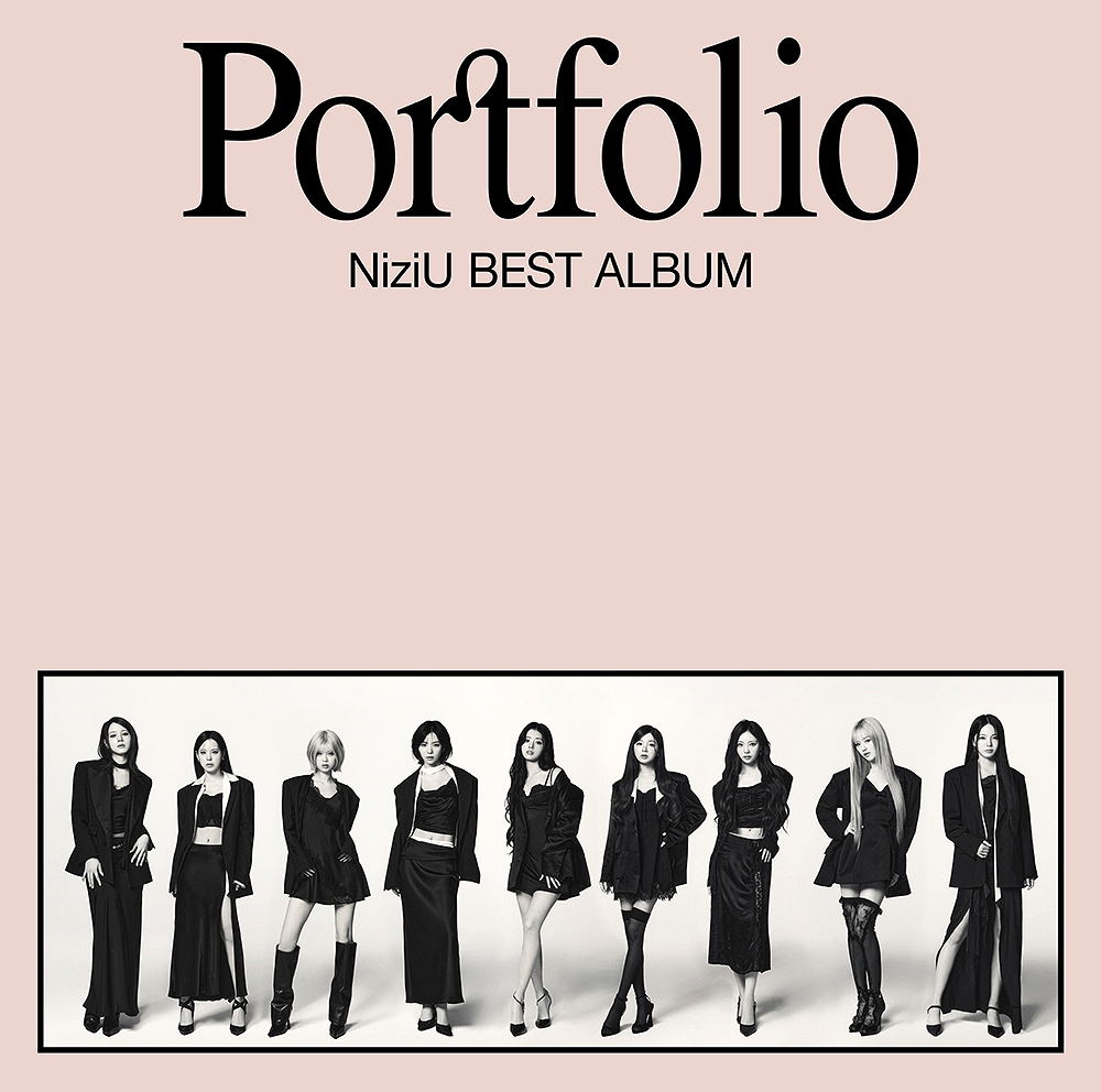 Portfolio [w/ Blu-ray Limited Edition] (NiziU)