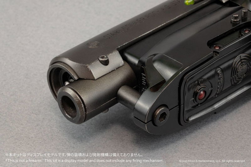 Deckard's Blaster 1/1 Scale Plastic Model Kit: Blade Runner 2049 (Replica For Display or Cosplay) image 17