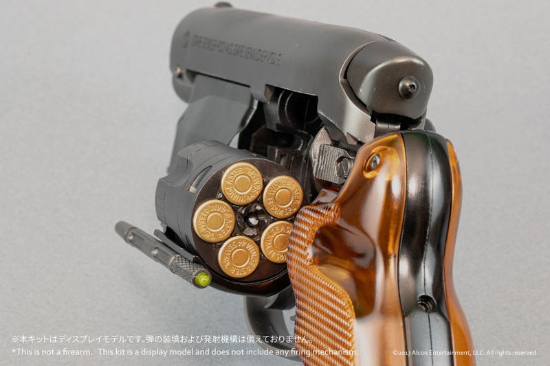 Deckard's Blaster 1/1 Scale Plastic Model Kit: Blade Runner 2049 (Replica For Display or Cosplay) image 7