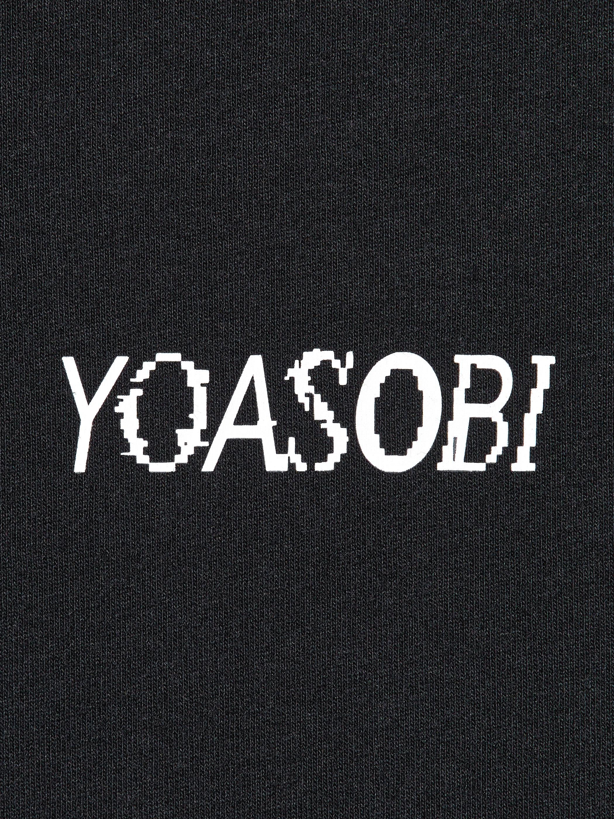 UT Yoasobi Graphic T-Shirt (Black | Size M)