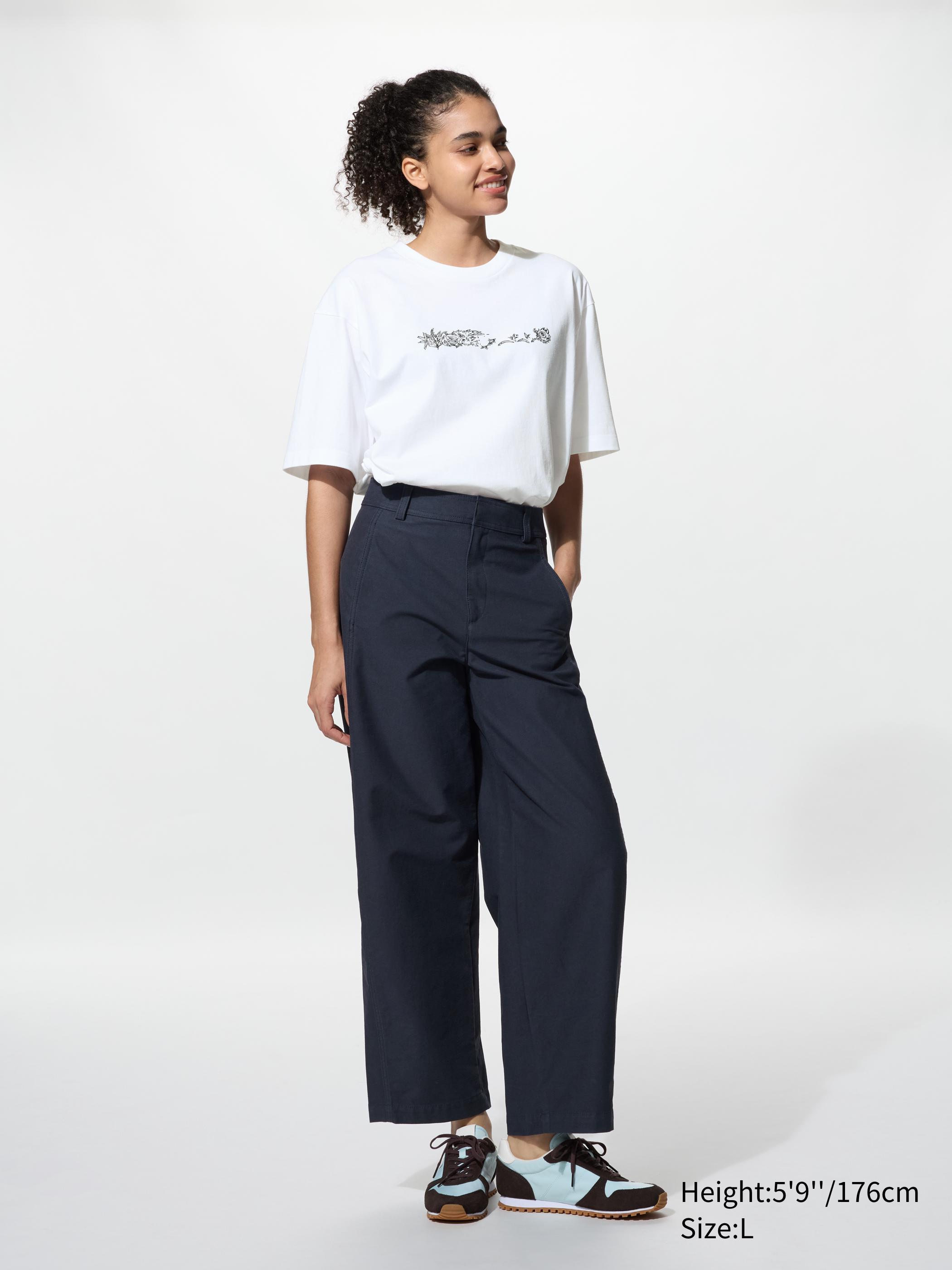 UT Yoasobi Graphic T-Shirt (White/Black | Size XL) UT Yoasobi Graphic T-Shirt (White/Black | Size XL)