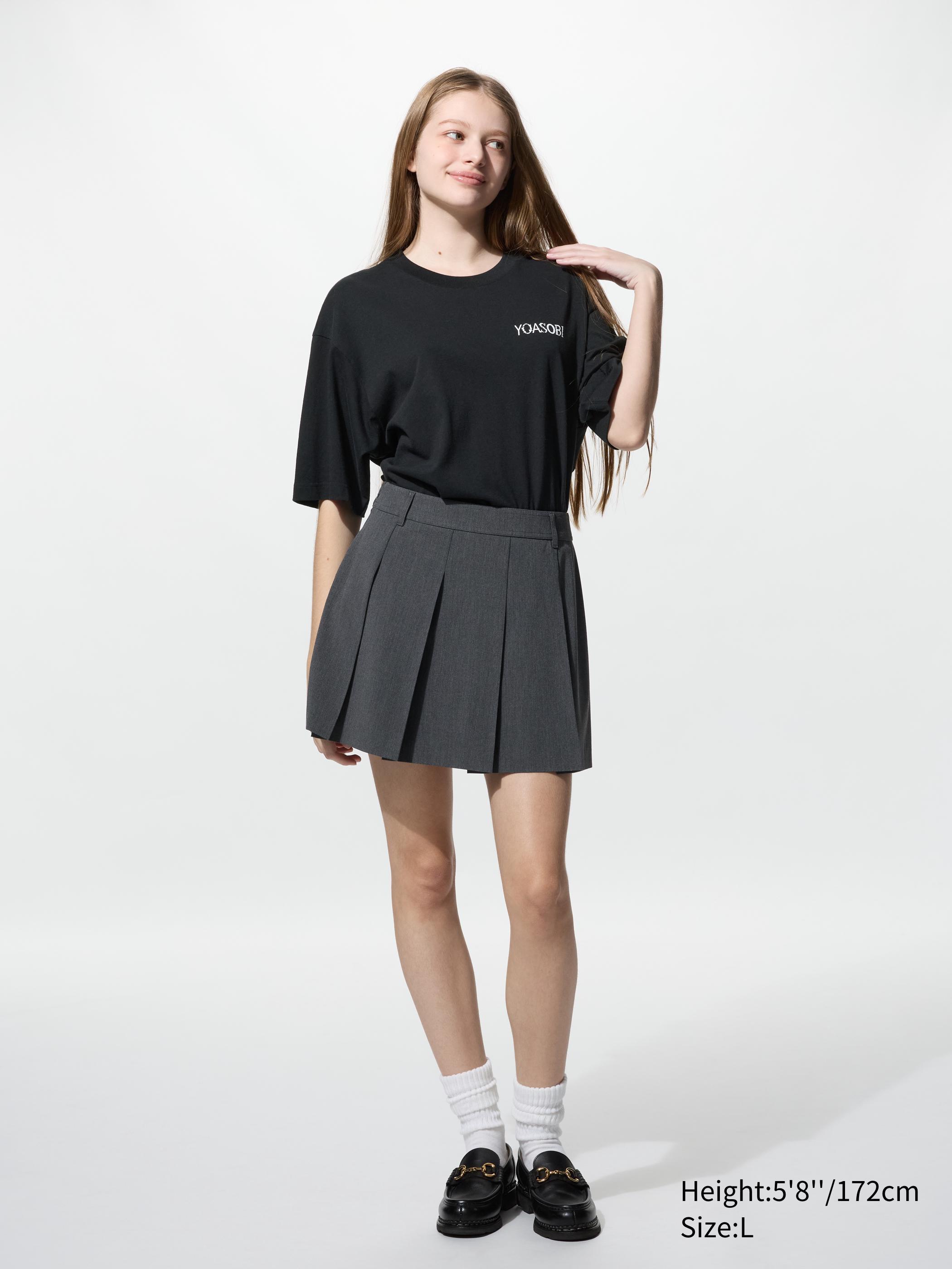 UT Yoasobi Graphic T-Shirt (Black | Size S)