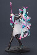 Bishoujo Remix Series 1/7 Scale Pre-Painted Figure: Hatsune Miku (Re-run) thumbnail 4