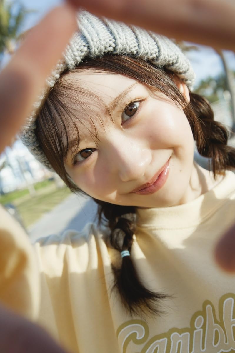 Hinatazaka46 Kaho Fujishima First Photo Book image 2