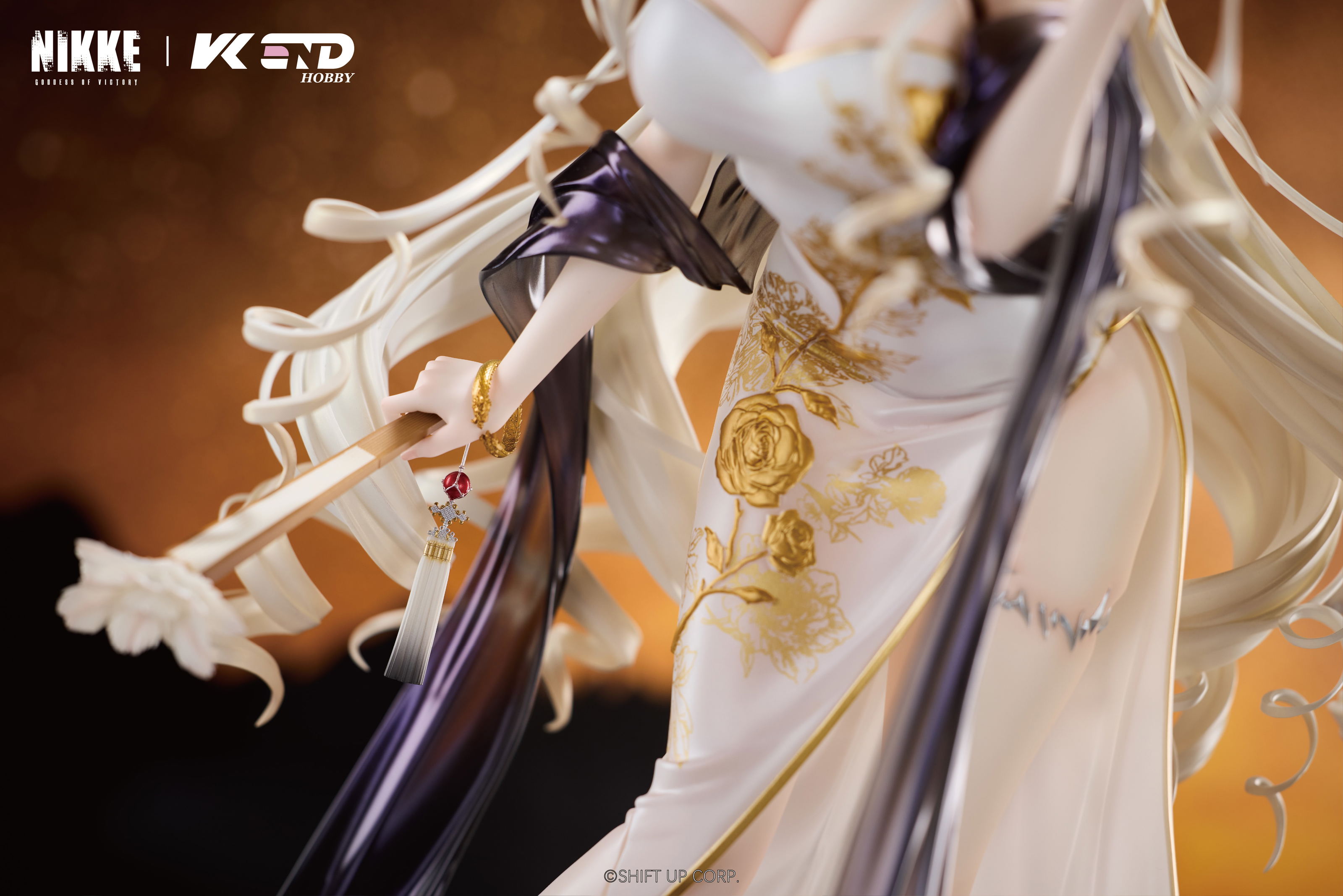 Goddess of Victory Nikke 1/4 Scale Pre-Painted Figure: Crown