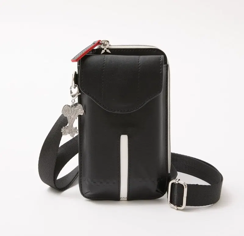 Kingdom Hearts Series Roxas Model Shoulder Multi-Pouch image 1