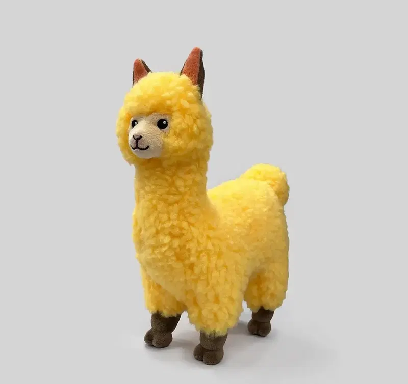 Final Fantasy XIV Alpaca Cria Plushie With Sparkly Sticker image 1