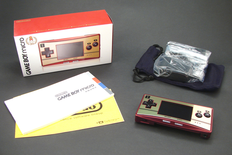 Game Boy Micro Console - Famicom Version (110V) image 8
