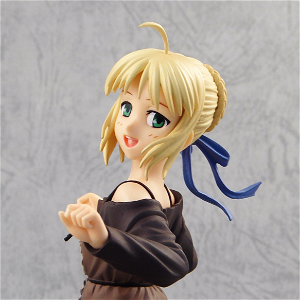 Fate/Hollow Ataraxia 1/8 Scale Pre-Painted PVC Figure: Saber (New Costume Version)