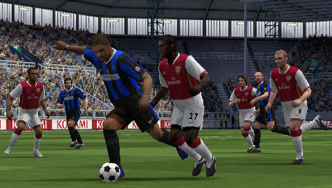 Winning Eleven: Pro Evolution Soccer 2007 image 2