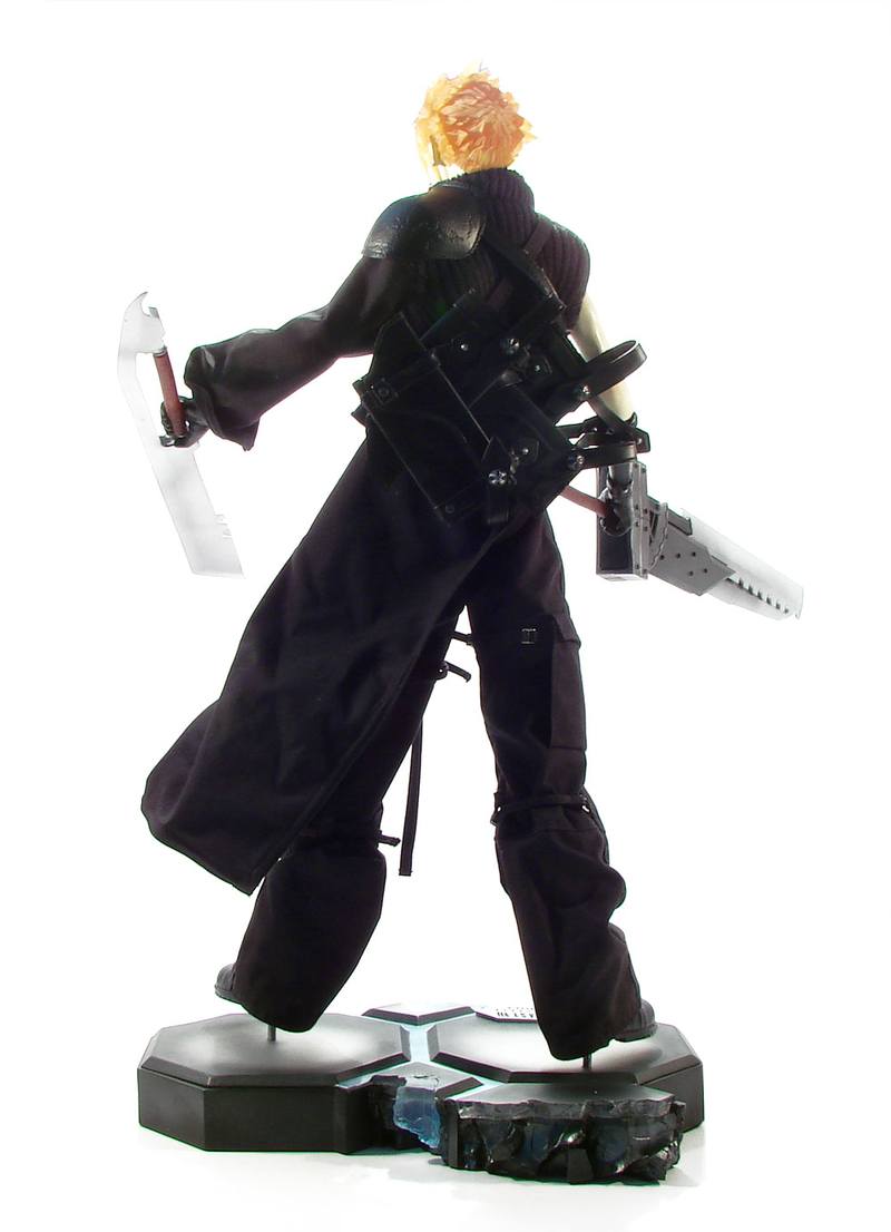 Final Fantasy VII - Advent Children Master Piece Arts: Cloud Strife 1/4 Cold Cast Statue image 3