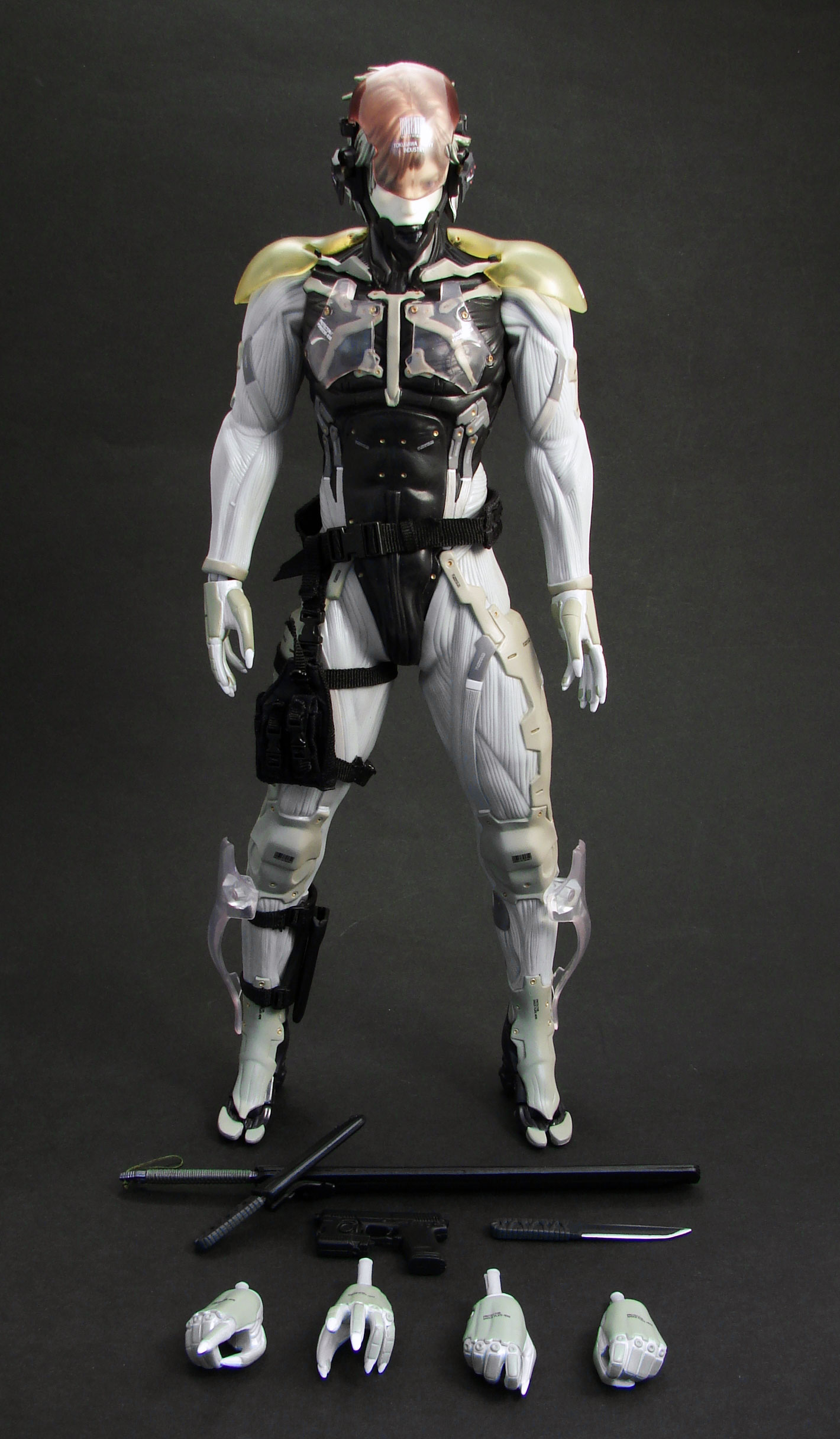 Real Action Heroes - Metal Gear Solid 4: Guns of the Patriots - Raiden
