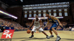 College Hoops 2K8 (cracked game case)