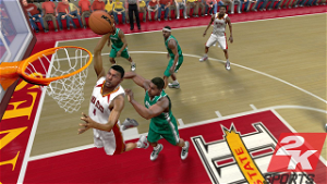 College Hoops 2K8 (cracked game case)