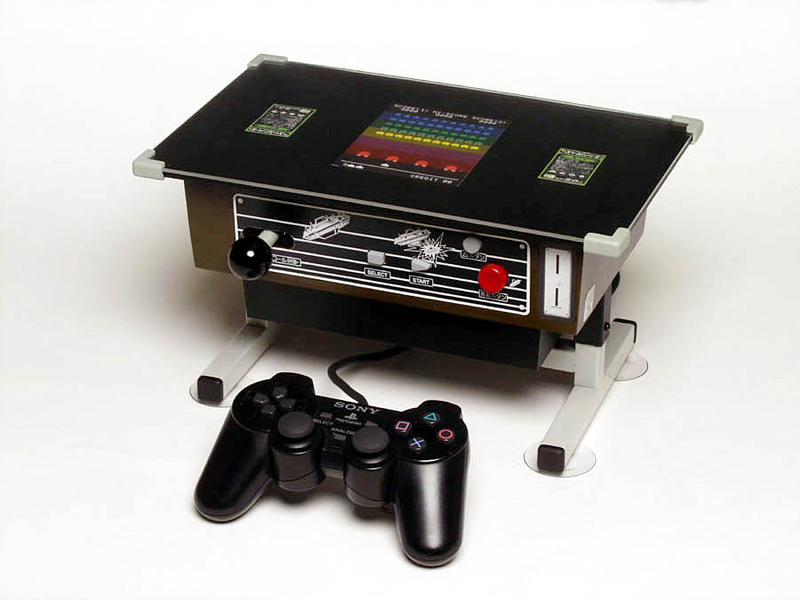Space Invaders 25th Anniversary Bundle image 2
