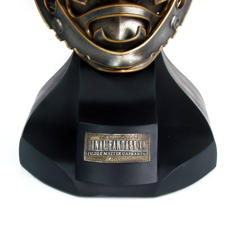 Final Fantasy XII 1/1 Scale Artifacte: Judge Magister Gabranth's Helmet image 2