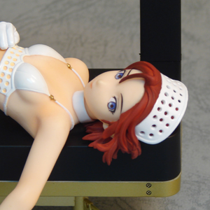 Range Murata PSE Collection 1/10 Scale Pre-Painted PVC Figure: CDB Chair (White Version)_