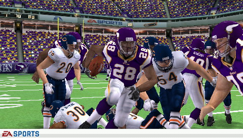 Madden NFL 09 image 2