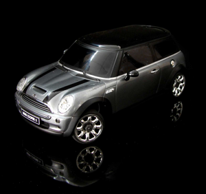 Iwaver FM 1/28 Digital Proportional RC Mini Cooper S II Silver (2008 Edition)