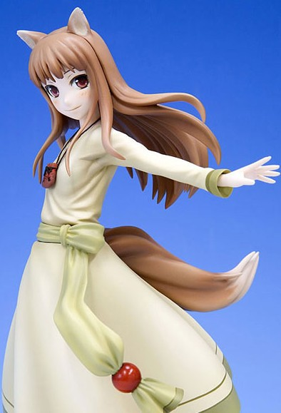 Spice and Wolf 1/8 Scale Pre-Painted PVC Figure: Holo (Re-run) image 2