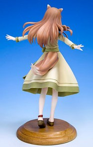 Spice and Wolf 1/8 Scale Pre-Painted PVC Figure: Holo (Re-run) image 4