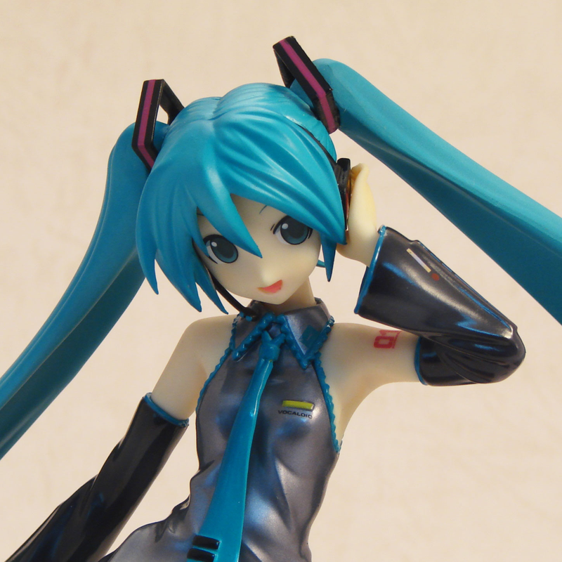 Vocaloid 1/8 Scale Pre-Painted PVC Figure: Miku Hatsune (Re-run) image 2