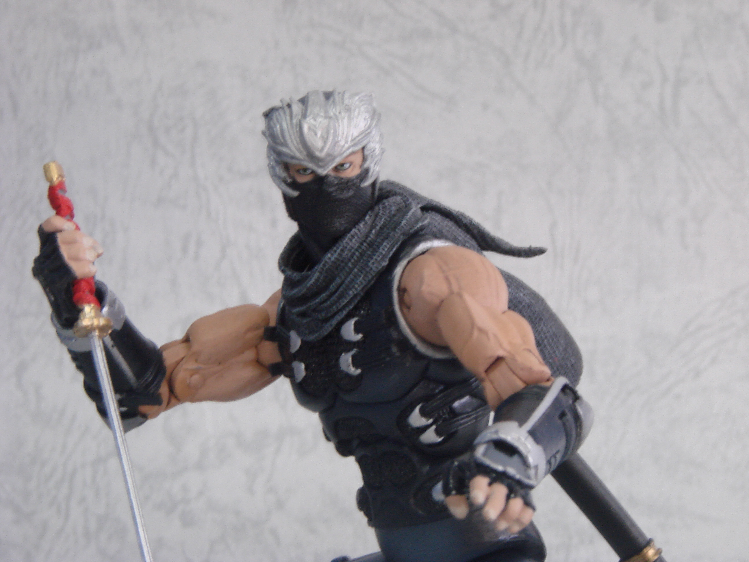 Ninja Gaiden 2 Pre-Painted Action Figure: Ryu Hayabusa