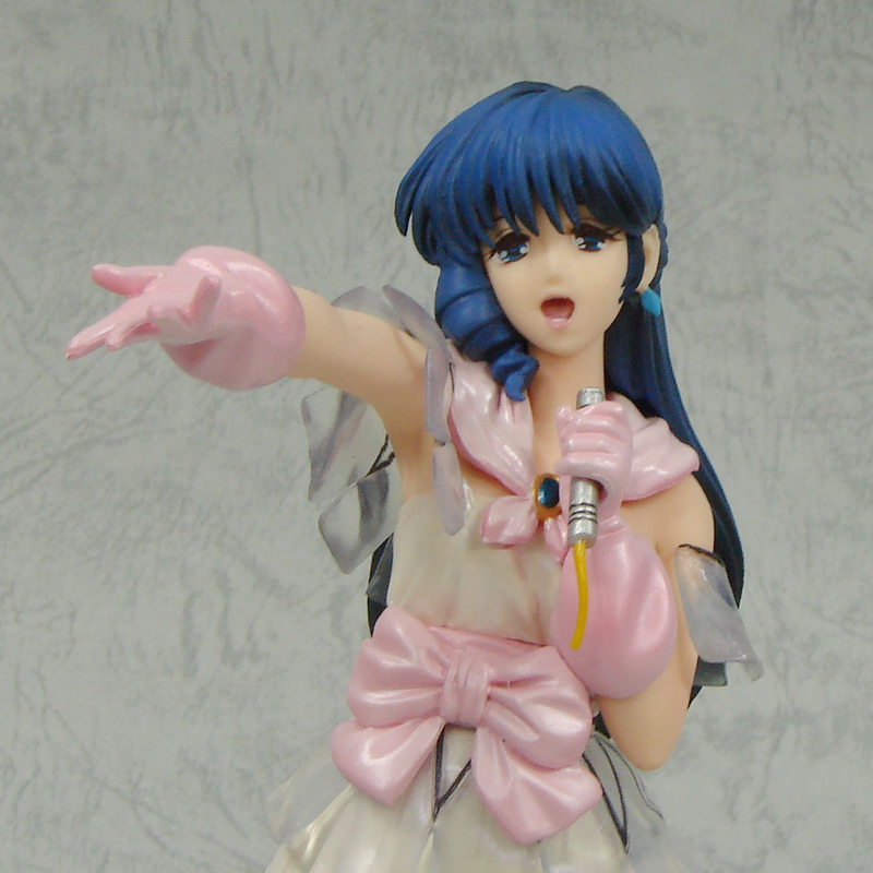 Macross Non Scale Pre-Painted PVC Figure: Lynn Minmay image 1