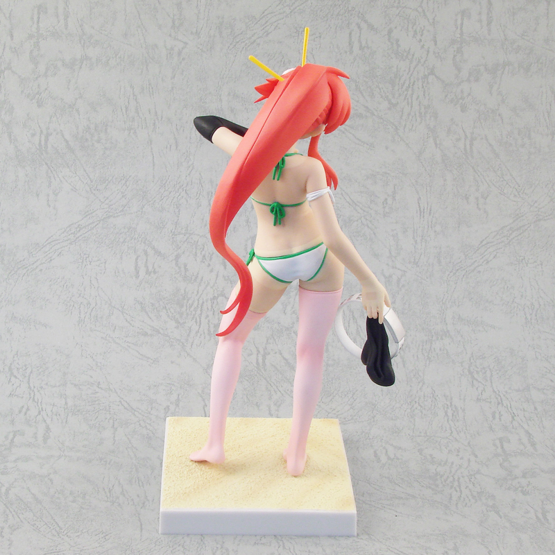 Gurren Lagann 1/8 Scale Pre-Painted PVC Figure: Yoko Swimsuit (Limited Version) image 4