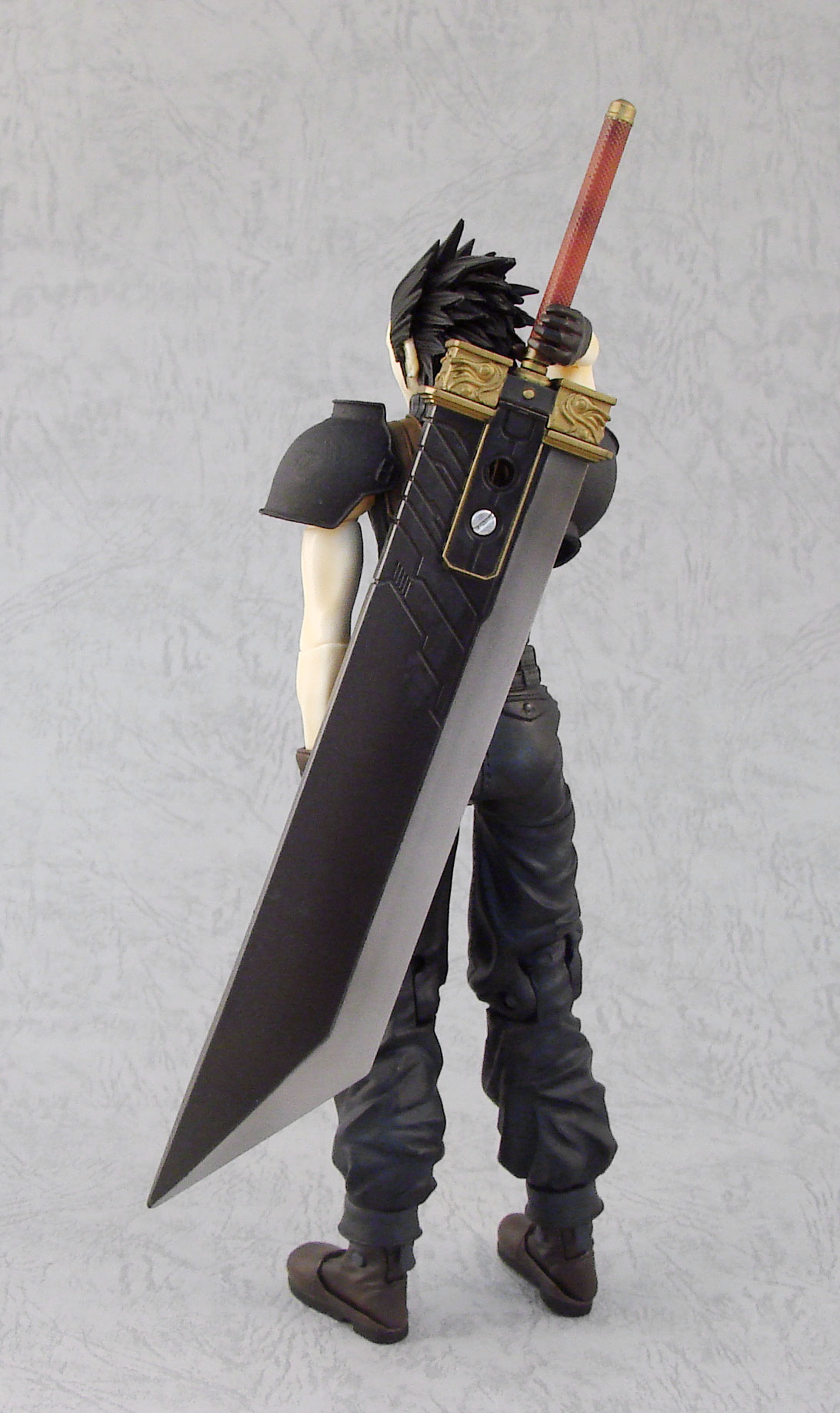 Crisis Core Final Fantasy VII Play Arts Action Figure: Zack Crisis Core Final Fantasy VII Play Arts Action Figure: Zack