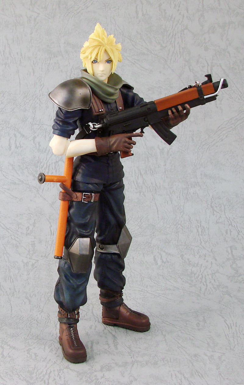 Crisis Core Final Fantasy VII Play Arts Action Figure: Cloud image 2