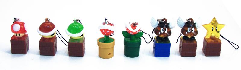 Super Mario Bros. Light Mascot 2 Keychain Gashapon image 2