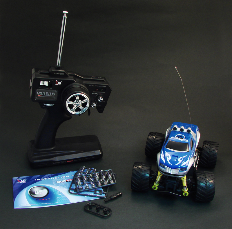 Iwaver FM 1/24 Digital Proportional RC Mini 4WD Bigfoot (Blue) image 1