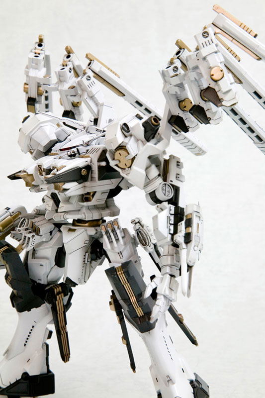 Armored Core 1/72 Scale Plastic Model Kit: Rosenthal CR-HOGIRE Noblesse Oblige (Re-run) image 10