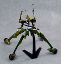 Revoltech Series No. 069 - Neon Genesis Evangelion: Rebuild of Evangelion Pre-Painted PVC Figure: Eva Provisional Unit-05 thumbnail 4