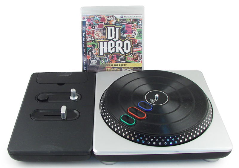 DJ Hero (w/ Turn Table Bundle) image 2
