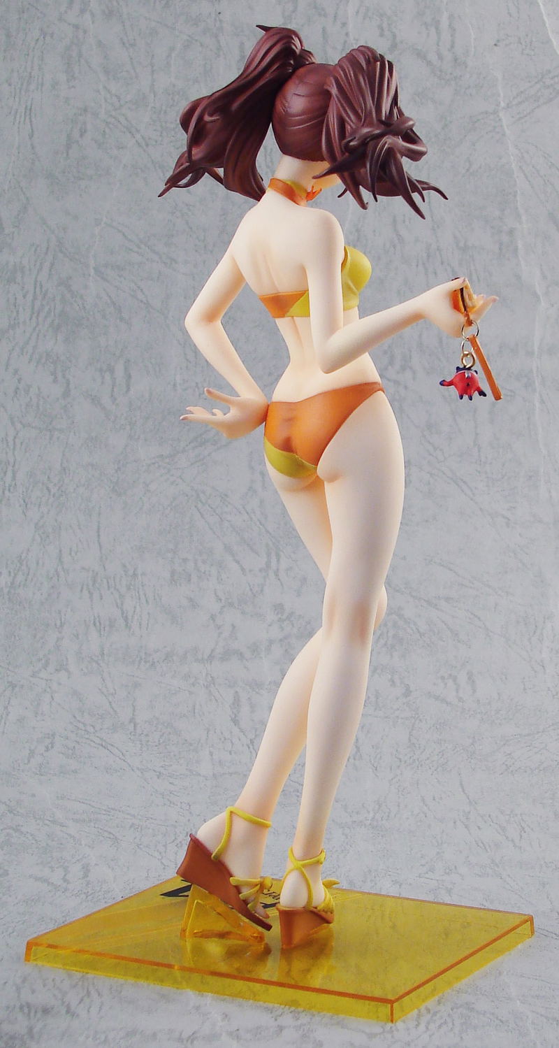 Persona 4 1/8 Scale Pre-Painted Figure: Kujikawa Rise (Swimsuit Version) image 4