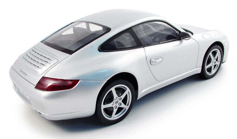 Silverlit 1/16 Scale R/C Porsche 911 Carrera image 3