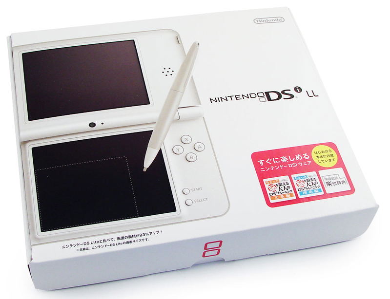 Nintendo DSi LL (Natural White) image 5