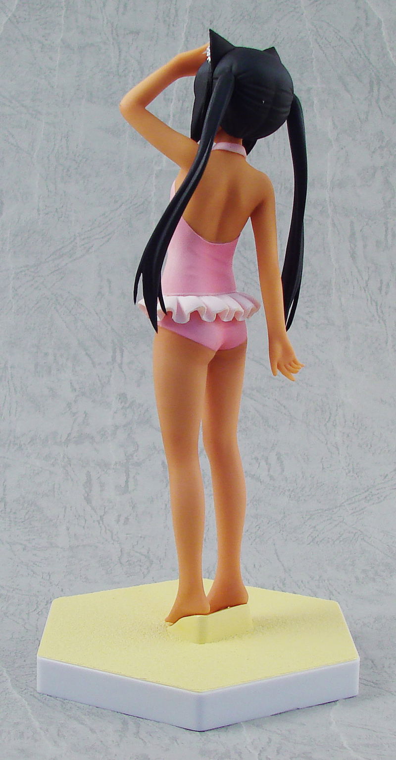 K-ON! 1/10 Scale Pre-Painted PVC Figure: Nakano Azusa (Tan Version) image 4