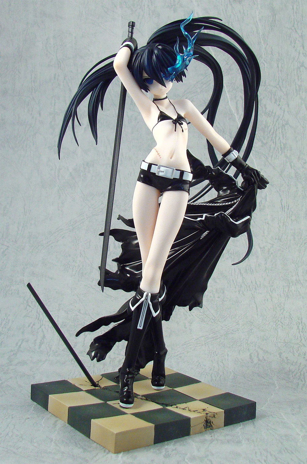 Black Rock Shooter 1/8 Scale Pre-Painted PVC Figure: Black Rock