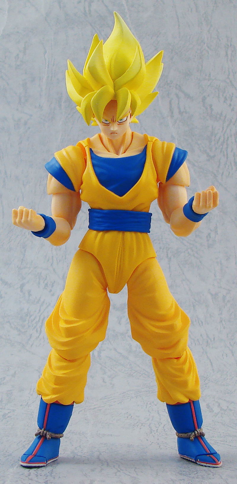 S.H.Figuarts Dragon Ball Kai: Super Saiyan Son Goku image 3