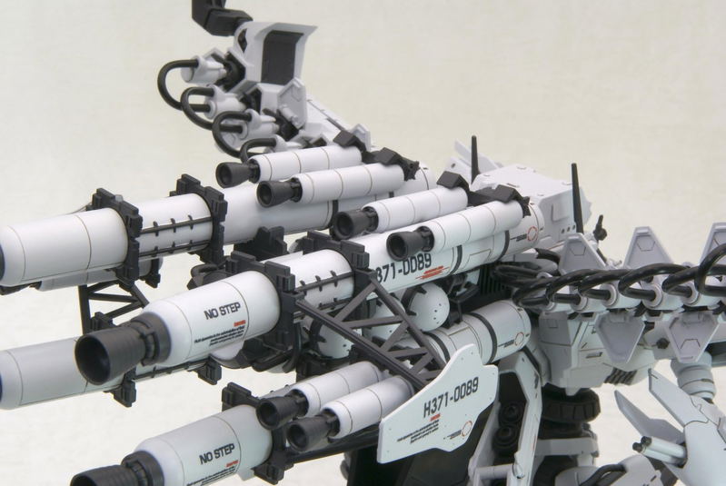 Armored Core 1/72 Scale Plastic Model Kit: White Glint & V.O.B Set Movie Color Version (Re-run) image 9