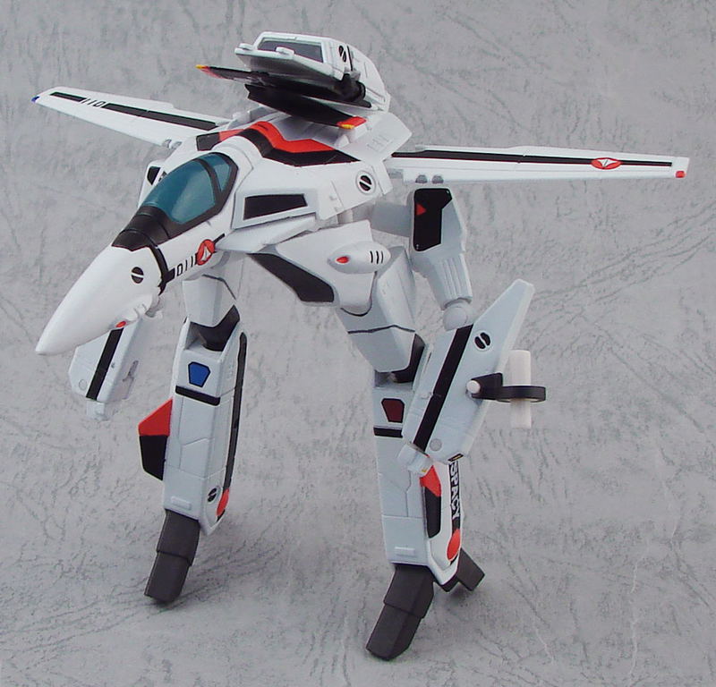 Revoltech Series No. 082 - Macross Pre-Painted PVC Figure: VF-1A Ichijyo Hikaru image 6