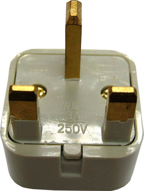 Socket Adapter / Travel Plug (UK/Hong Kong style plug) image 1