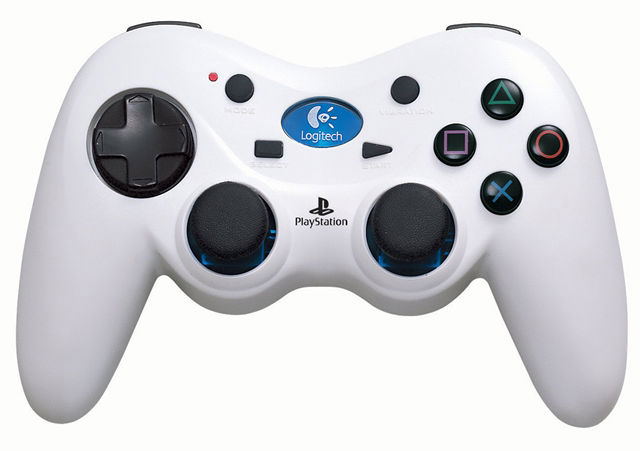 Cordless Compact Controller (White) image 1