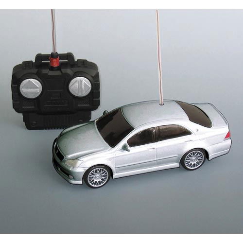 Aero R/C Remote Toyota Crown Athlete image 1