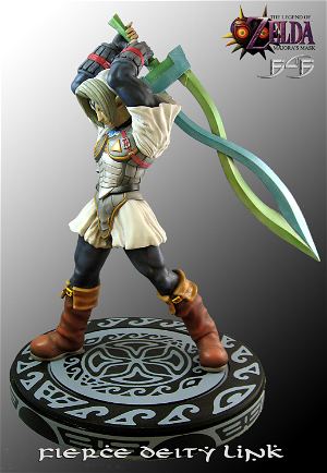 The Legend of Zelda - Fierce Deity Link Statue