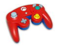Game Cube Controller - Mario Design [Club Nintendo Limited Edition] thumbnail 2