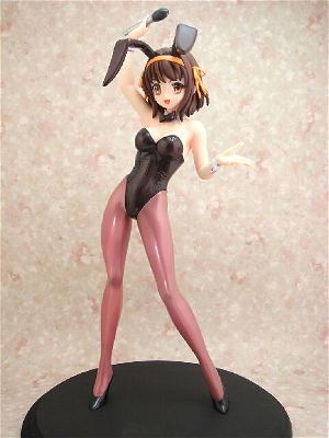 Suzumiya Haruhi no Yuutsu 1/6 Scale Pre-painted PVC Figure - Haruhi Suzumiya (Bunny Girl - Black Ver.)